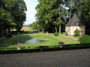 Miroir d'eau et parc, Chateau de Pintray