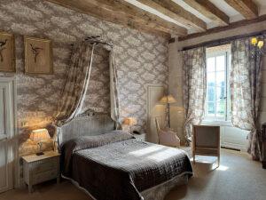 Aliénor, Michèle, Christian, Mae-Rose ou Bleue