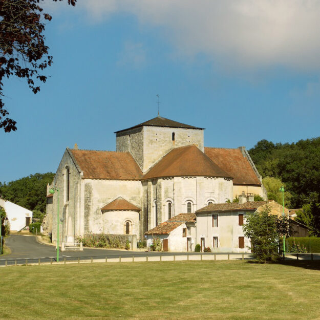 Abbaye Augustine de Fontaine-le-Comte