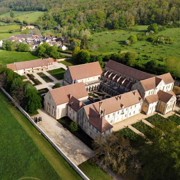 Vue aérienne de l'Abbaye de Noirlac