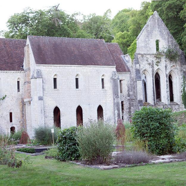 Abbaye Notre-Dame de Fontaine-Guérard