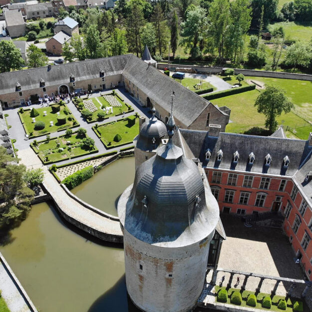 Château de Lavaux-Sainte-Anne