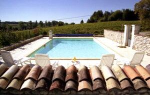 Domaine des Collinauds, piscine, vue du toit