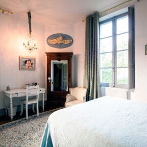 Domaine Le Castelet à Castres Chambres au château