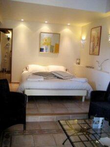 Chambre d'hôtes - Romane