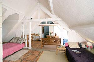 Chambre twin et son salon sous charpente