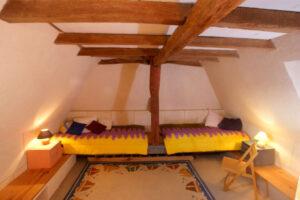 Chambre twin lits futon