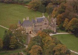 Visit to the Castle and Floral Park