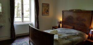 Chambre double principale au Château de Chazelles, Gîte, maison d'hôtes, charme, Sancy, Auvergne, France, Europe