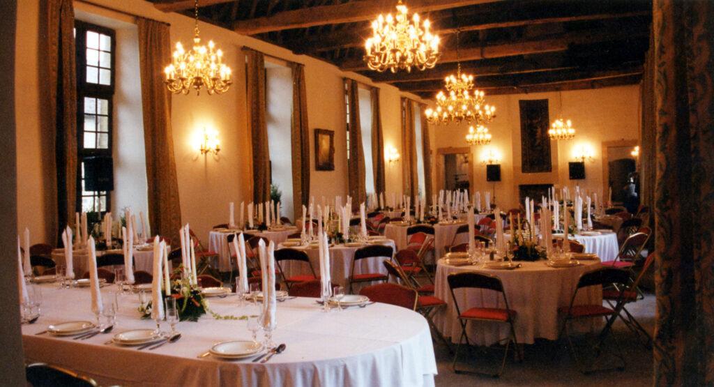 Salle à Manger réceptions au Château de Jumilhac