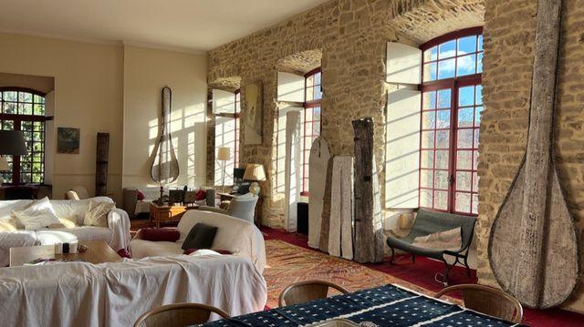chateau de venejan salon salle a manger