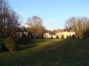 château du Saussay vu du parc, couleurs d'automne