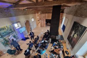 Les Communs Est Salle de Séminaire