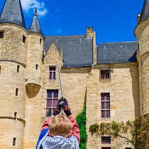 Visit to Hac Castle
