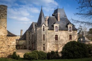 Chambre au château